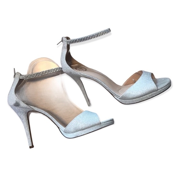 I. Miller Open Toe Rhinestone Ankle Pump - Picture 9 of 12